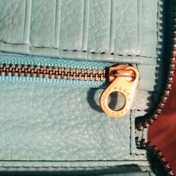 Marc Jacobs wristlet - Picture 6 of 6